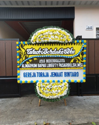 Papan Bunga Duka di Merapi Selatan