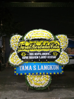 Papan Bunga Duka di Merapi Selatan